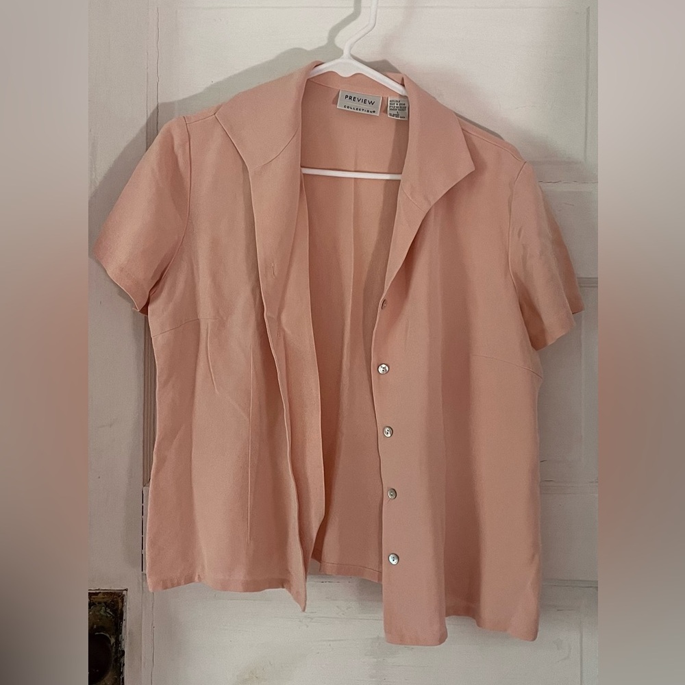 Preview collection- L - silk button up